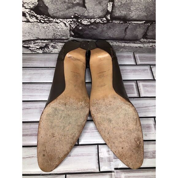 Salvatore Ferragamo Brown Leather Almond Toe Pump Heels Women Sz 8AAA US/38.5 - Picture 14 of 16